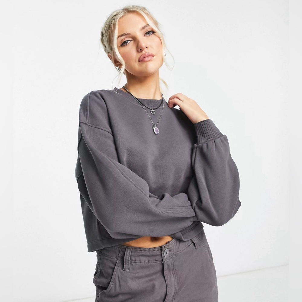 Gray Crop Sweatshirt